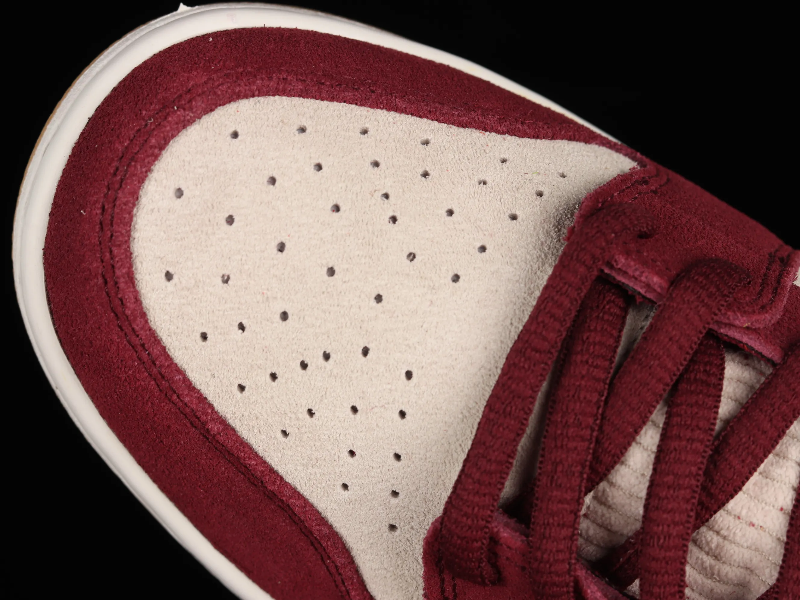All categories Nk SB Dunk Series Nk SB Dunk Low low-top sneakers Skate Like a Girl x Nk SB Dunk Low joint model SB smashed backboard fashion casual sneakers DX4589-600